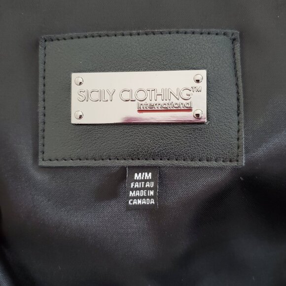 Winter coat - Picture 4 of 4